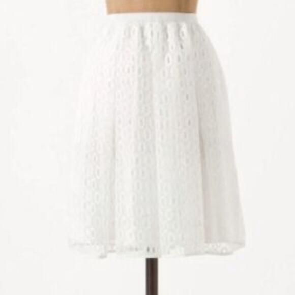 Anthropologie Dresses & Skirts - Maeve Anthropologie Lawn Party Eyelet Lace Skirt White Size 4